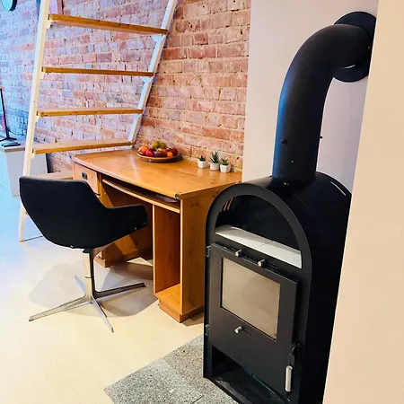 Daire Brick Loft Szczesliwa -